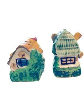 Vintage Cottage Salt & Pepper Shakers